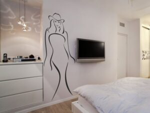 מדבקת קיר | אישה