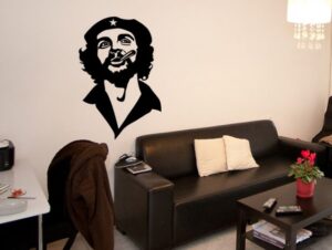 מדבקת קיר | צ'ה גווארה עם סיגר