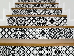 מדבקות למדרגות | שחור לבן