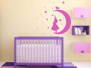 מדבקת קיר | ילדת הירח