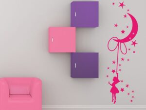 מדבקת קיר ירח ורוד עם ילדה