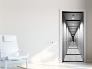 מדבקה לדלת מסדרון מואר