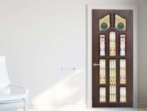 טפט לדלת עץ עם ויטראז׳
