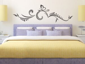 מדבקת קיר | פרפר מעוטר