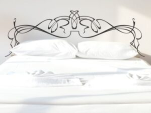 מדבקת קיר | ראש מיטה מלכותי