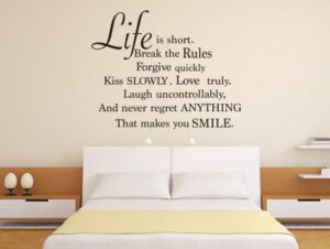 מדבקת קיר החיים קצרים