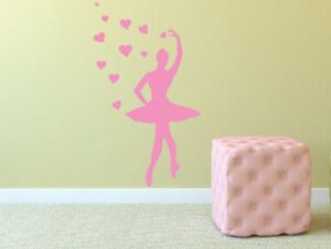 מדבקת בלרינה ולבבות