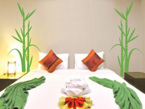 מדבקת קיר | במבוק סיני