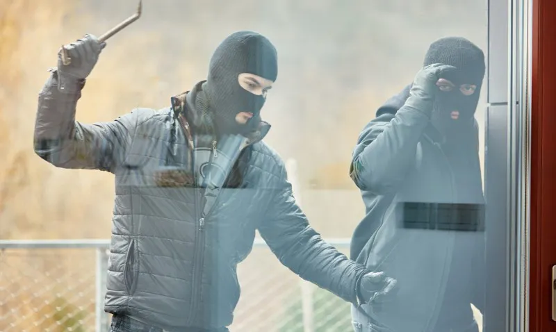 מדבקת קיר אתה יכול לגעת