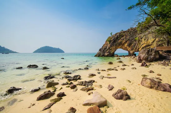 מדבקת טפט | חוף ים