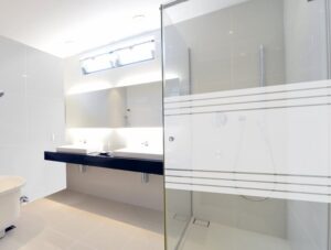 מדבקה לזכוכית | פסים חלביים