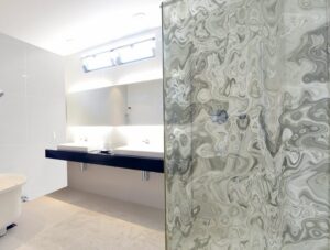 מדבקת קיר זכוכית | מדבקה לזכוכית | עיוות בזכוכית