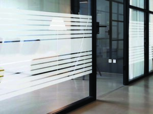 מדבקת קיר | מדבקה לזכוכית | פסים חלבית דקים