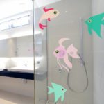 מדבקת קיר למקלחת | מדבקה לזכוכית | דגים