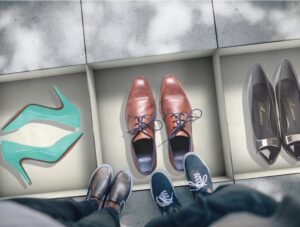 מדבקות קיר | מדבקות נישה לרצפה | קופסאות נעליים