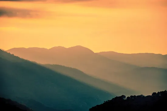 הרים בשקיעה