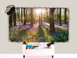 מדבקת קיר מדבקת חור בקיר עם נוף של יער מכוסה פרחי לבנדר