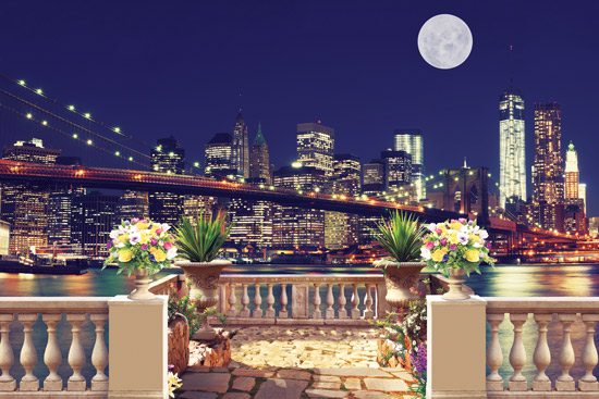 מדבקת טפט של מרפסת עם נוף לניו-יורק בליל ירח מלא