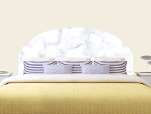 מדבקת קיר | ראש מיטה בעיצוב של שיש לבן