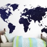 מדבקת קיר | מפת העולם בשמים