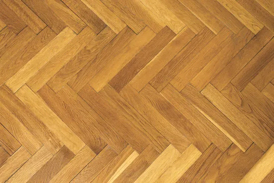 טפט | פרקט עץ זיגזג