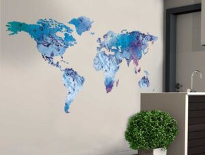 מפת עולם עם טקסטורת מים