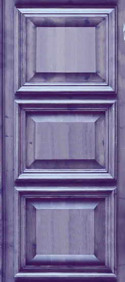 מדבקה לדלת בצבע סגול