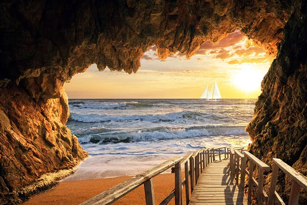 טפט - מערה בחוף ים