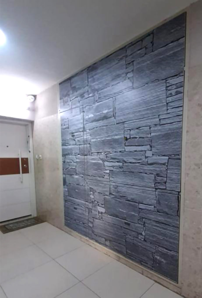 בריקים אפורים