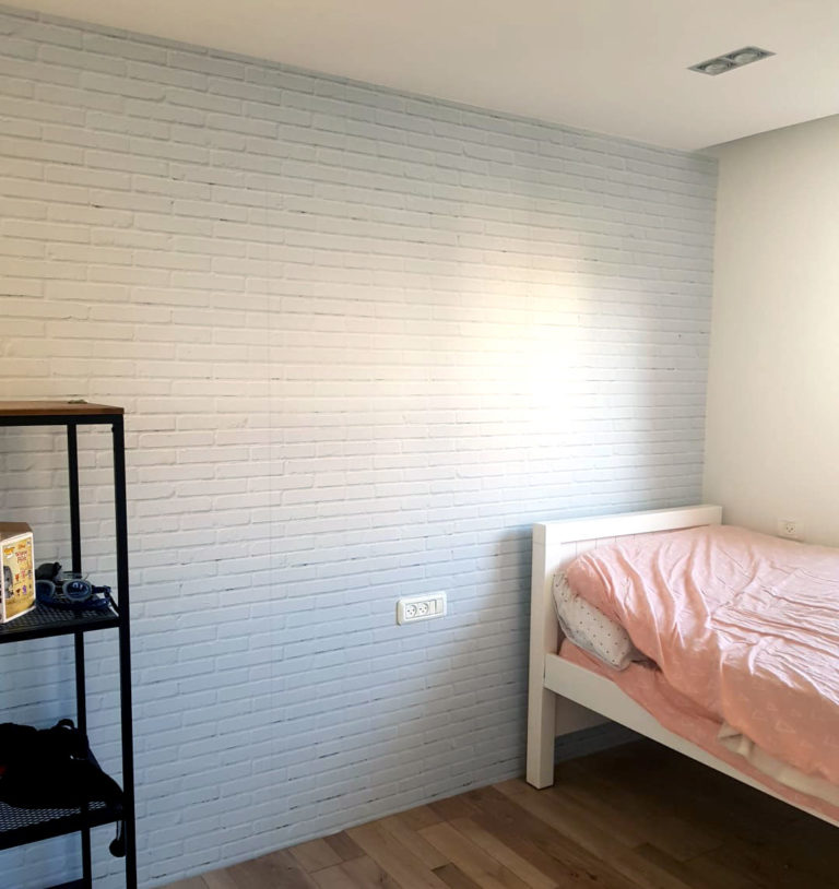 בריקים לבנים