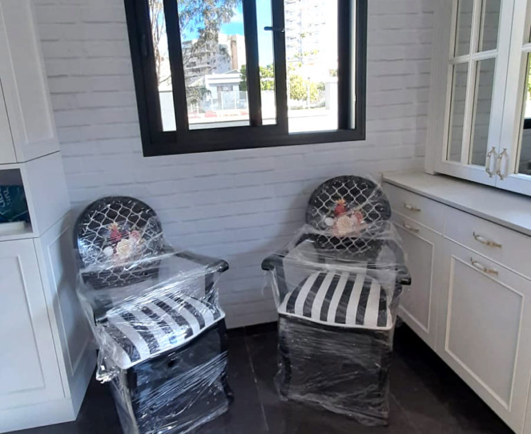 בריקים לבנים