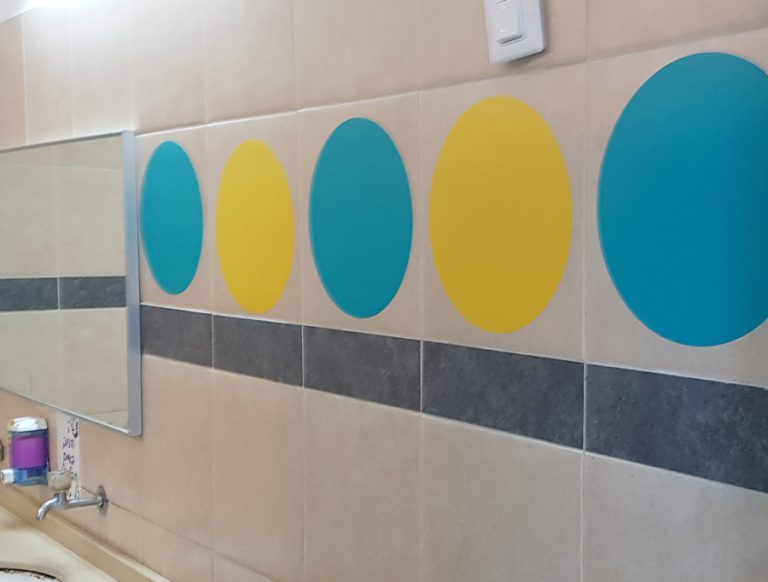 עיגולים צבעוניים