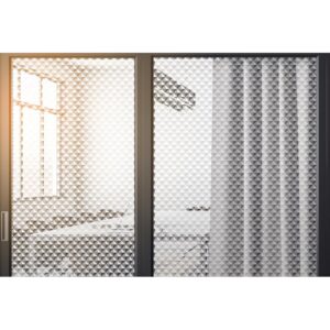 מדבקה לזכוכית - צורות יהלומים חלביים