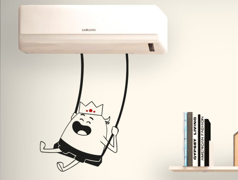 מדבקת קיר | טים השובב על נדנדה