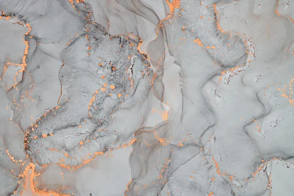 טפט | צורות שיש אבסטרקטי בצבע אפור ונקודות כתומות