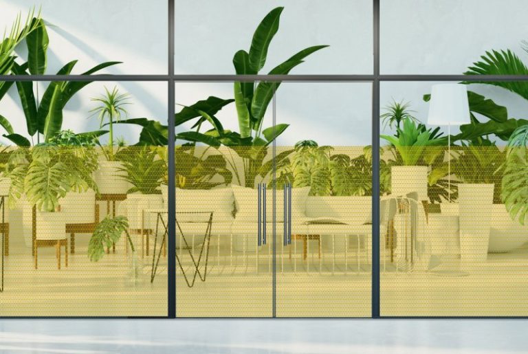 מדבקה חלבית | צורות גאומטריות זהובות