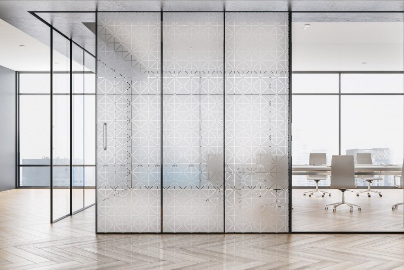 מדבקה חלבית | פלוסים בתוך מעויינים נגטיב